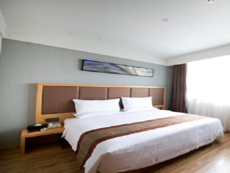 Наньтун: Starway Hotel Nantong Sports Convention Center