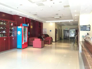 Чжэньцзян: Hanting Express Zhen Jiang Dagang Butterfly City Square