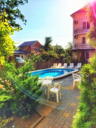 Архипо-Осиповка: Zolotoy Kashtan Guest House