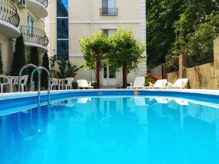 Zolotoy Kashtan Guest House — фото 1