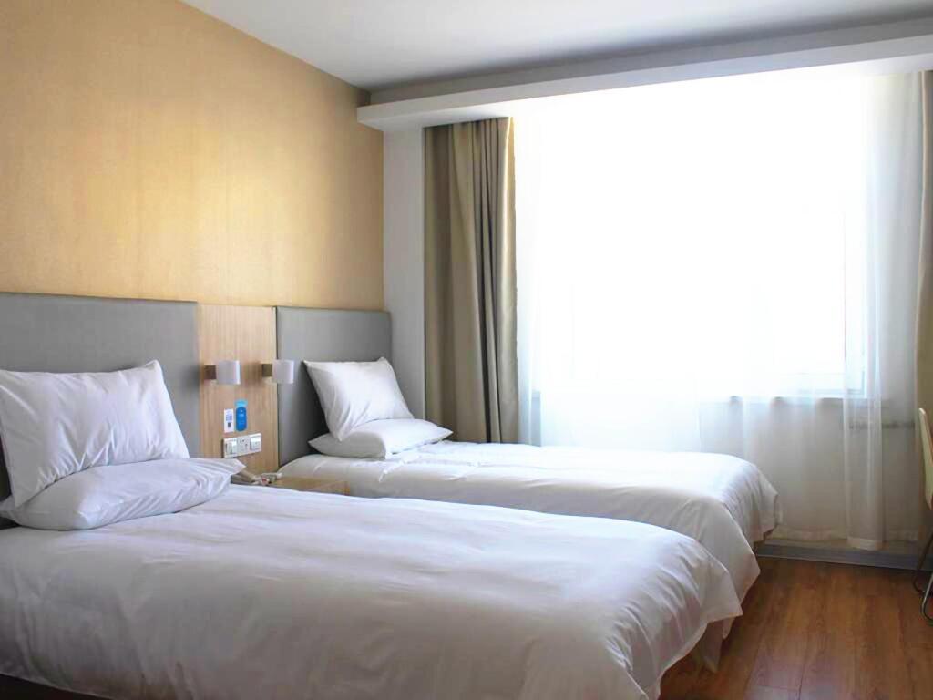 Цзямусы: Hanting Express Jiamusi Jiefang Road