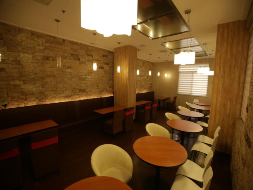 Шанхай: JI Hotel Jingan Temple Shanghai