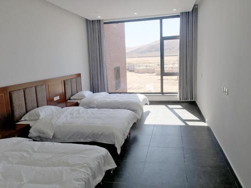 Чэндэ: Cao Yuan Feng Farmyard Hostel