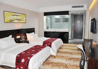 Шэньчжэнь: Campanile Hotel (Shenzhen Longcheng Plaza Metro Station)