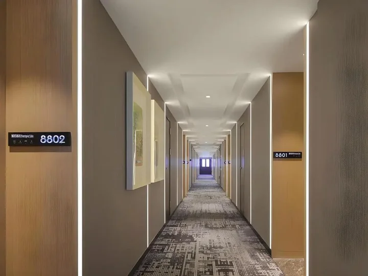 Шэньчжэнь: Campanile Hotel (Shenzhen Longcheng Plaza Metro Station)