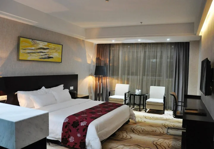 Шэньчжэнь: Campanile Hotel (Shenzhen Longcheng Plaza Metro Station)