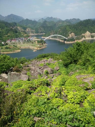 Ханчжоу: Zhexi Canyon Linhu Villa Hotel