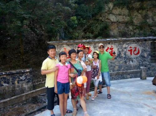 Ханчжоу: Zhexi Canyon Linhu Villa Hotel