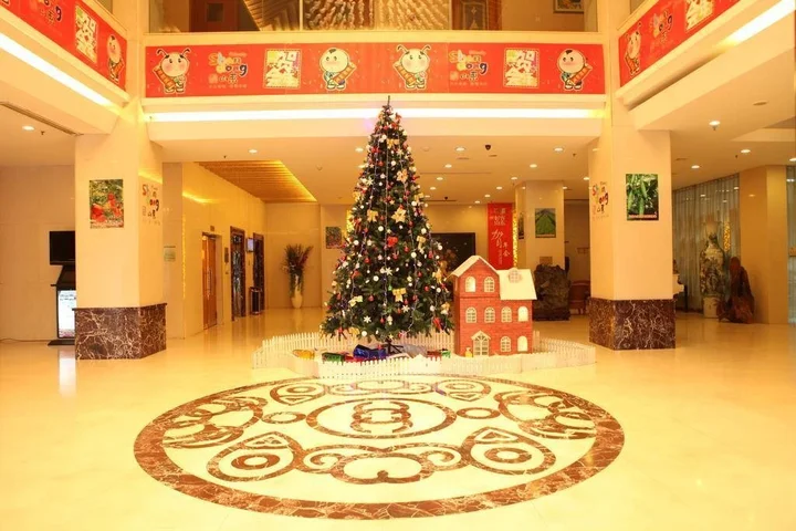 Хецзе: Tianhong Hotel