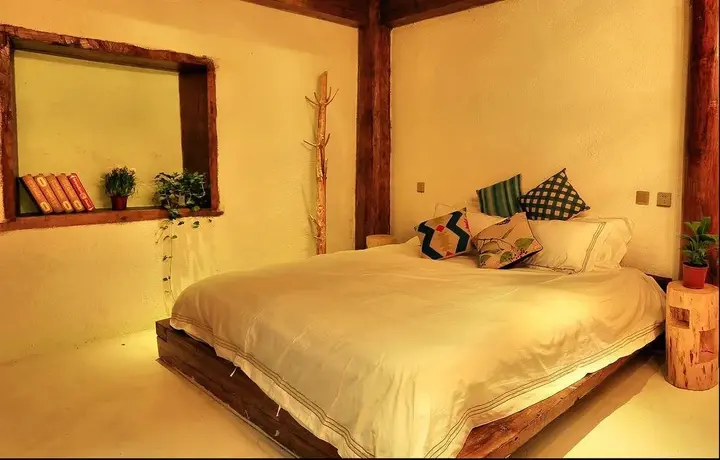 Шангри-Ла: Wufu Hostel
