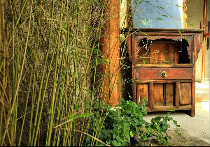 Шангри-Ла: Wufu Hostel