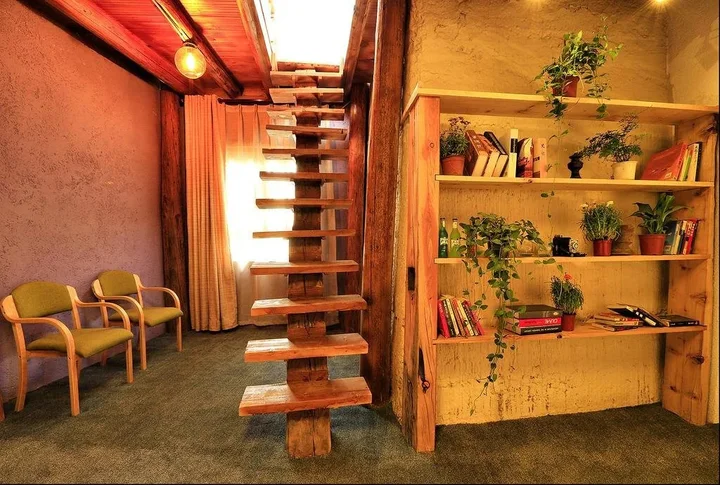 Шангри-Ла: Wufu Hostel
