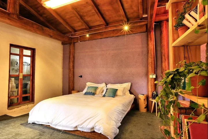 Шангри-Ла: Wufu Hostel
