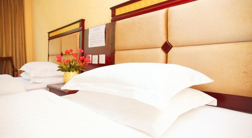 Чэнду: Chengdu Airport JS Express Inn