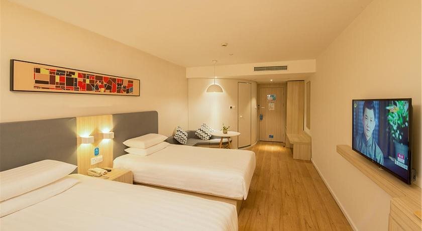Нанкин: Hanting Express Nanjing Lishui Airport Rd.