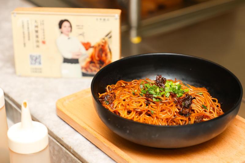Шанхай: Ji Hotel (Shanghai Xujiahui Guanshengyuan Road)
