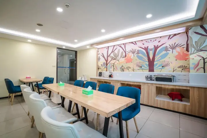 Нинбо: Hanting Express Ningbo Gaojiaoyuan district Maocheng east Rd