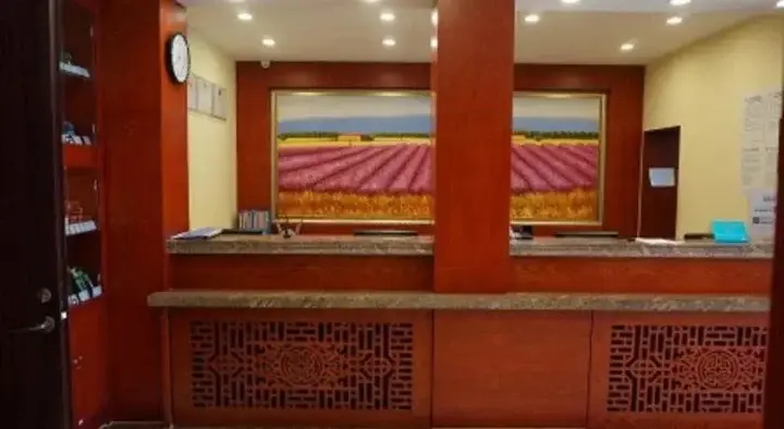 Чифэн: Hanting Express Chifeng Railway Station