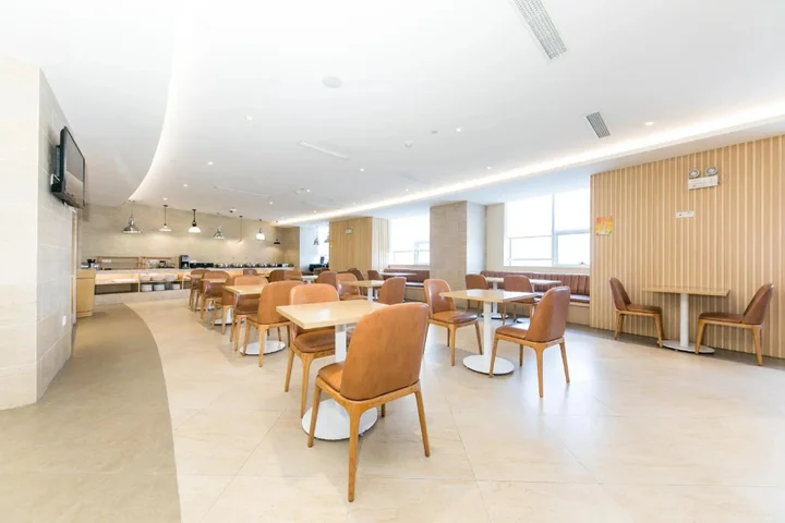 Шанхай: Ji Hotel