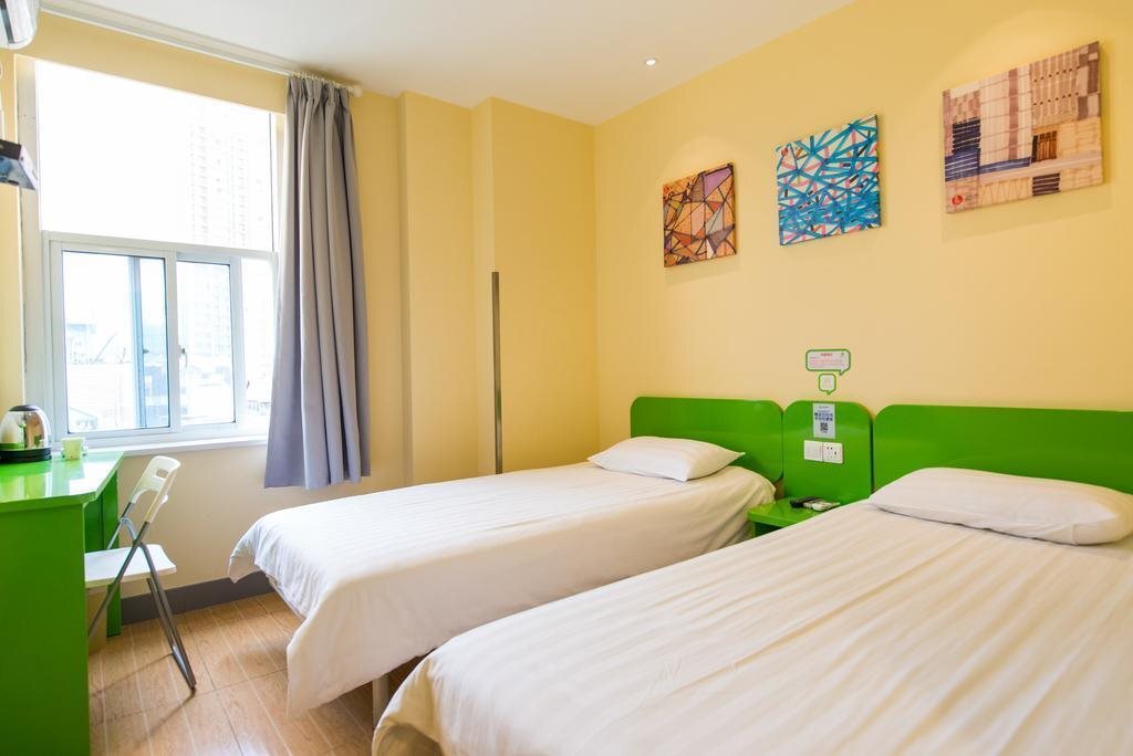 Синин: Hi Inn Xining Mojia Street