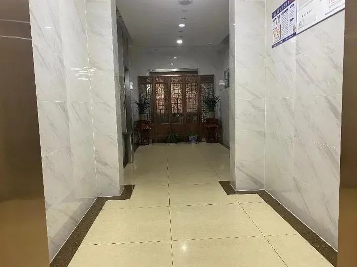 Ханчжоу: Hanting Express (Hangzhou Gudun Road)