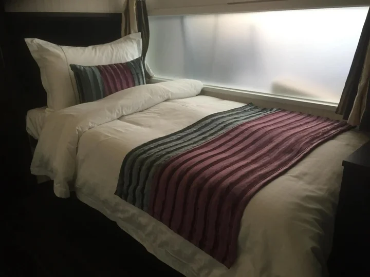 Гонконг: Seasons Hotel - Causeway Bay