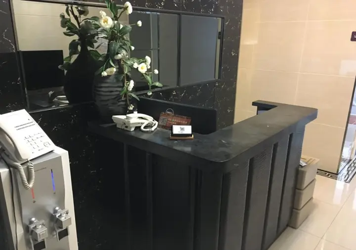Гонконг: Seasons Hotel - Causeway Bay