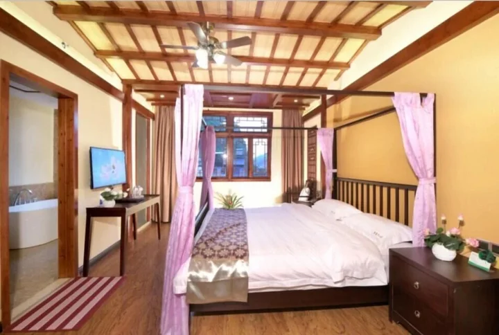 Яншо: The Family Hotel In Yangshuo County