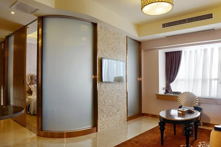 Чэнду: Parasol City Hotel and Residence Chengdu
