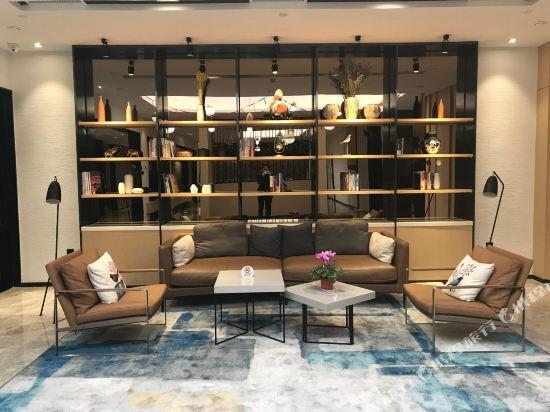 Лянфан: Hanting Express Langfang Jinguang Avenue