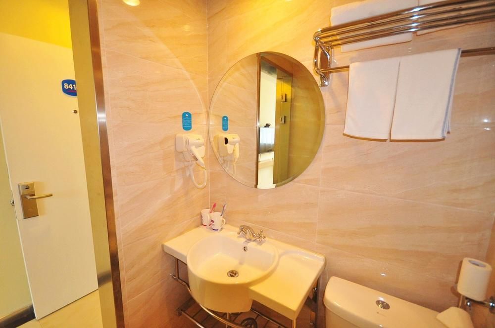 Ханчжоу: Hanting Express Hangzhou Baojiao North Road