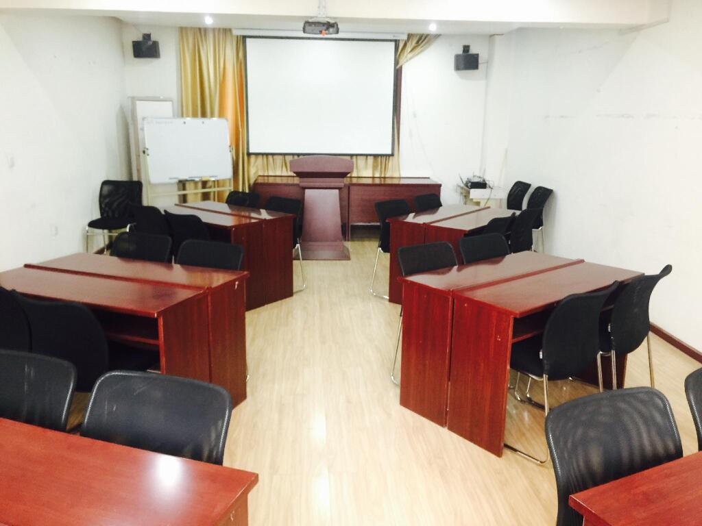Лоян: Hanting Express Luoyang Zhongzhou East Road