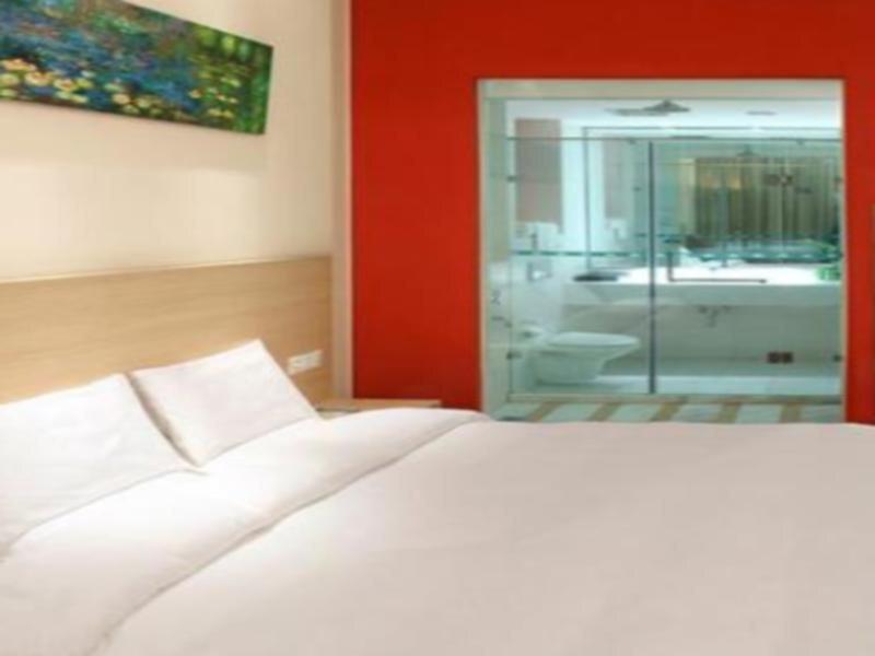 Хух-Хото: Hanting Hotel Drum Tower