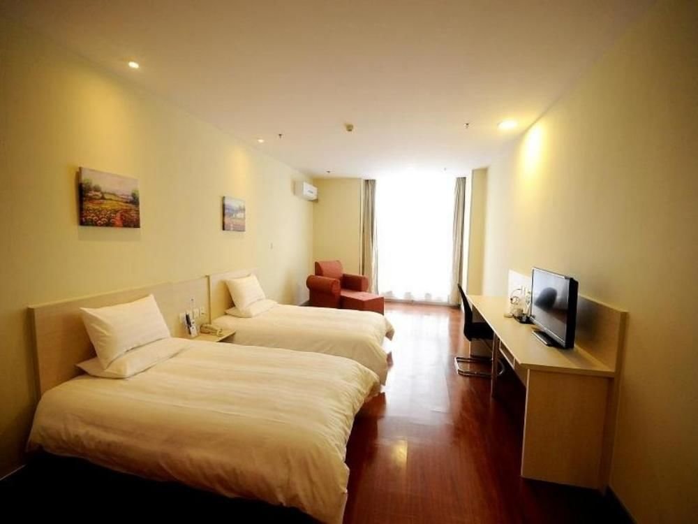 Вэйфан: Hanting Express Weifang Shengli East Street Wenhua Road