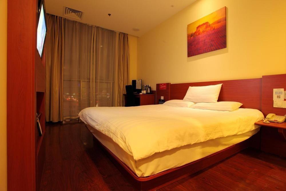 Лянфан: Baijia'an Hotel (Beijing Yizhuang Rongchang East Street Metro Station Branch)