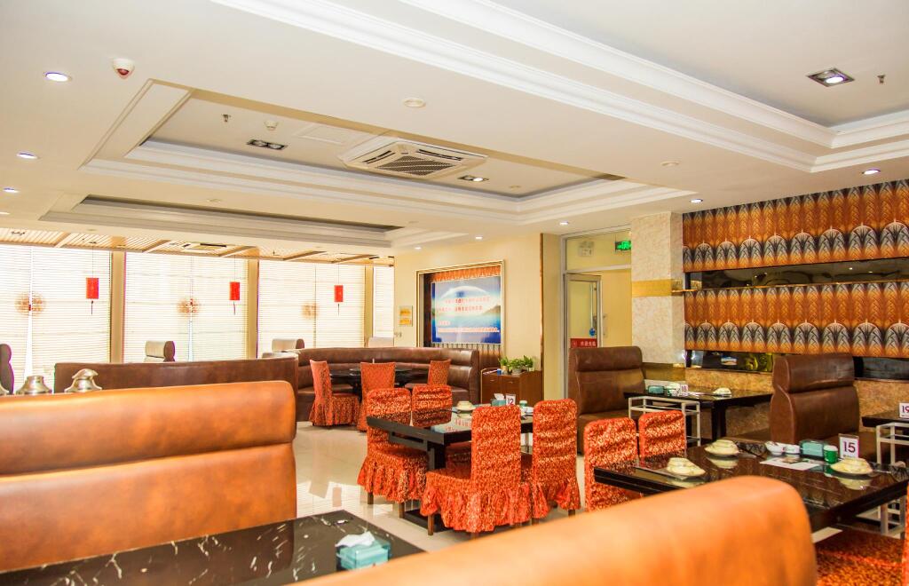 Яньтай: Hanting Hotel Yantai South Railway Station