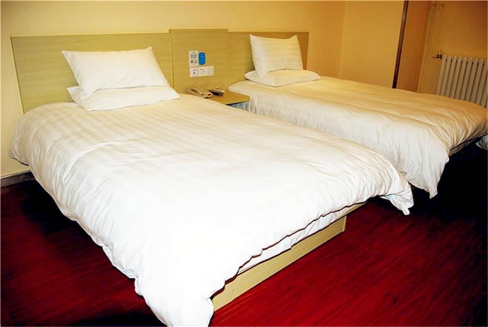 Циндао: Hanting Express Jiaozhou Guangzhou South Road