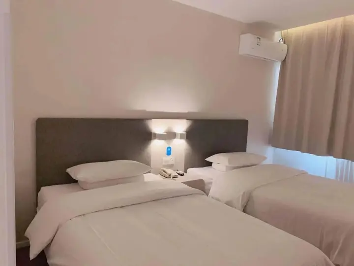 Синтай: Hanting Express Xingtai North Shoujin Road