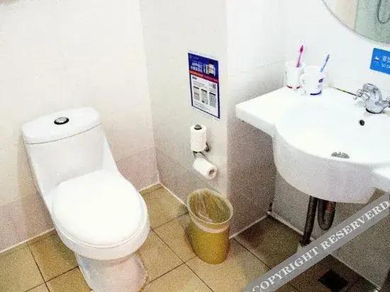 Циньхуандао: Chinainn(Qinhuangdao station)