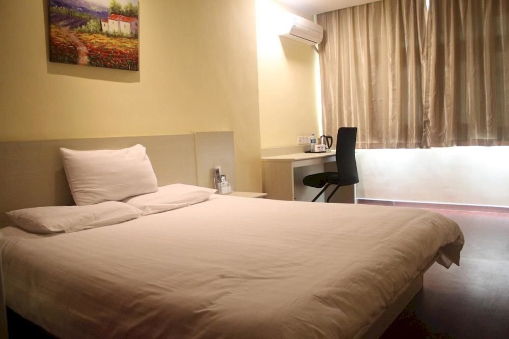 Урумчи: Hanting Express Urumqi Zhongshan Road Branch