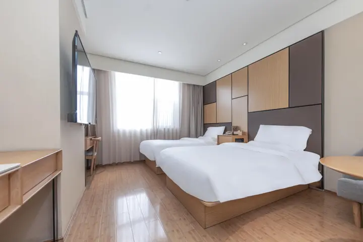 Ханчжоу: Ji Hotel (Hangzhou Wulin Square, Wenhui Mansion)
