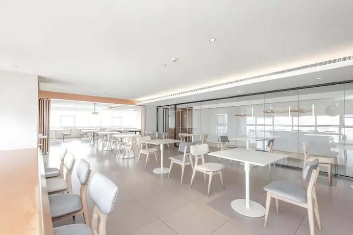 Ханчжоу: Ji Hotel (Hangzhou Wulin Square, Wenhui Mansion)