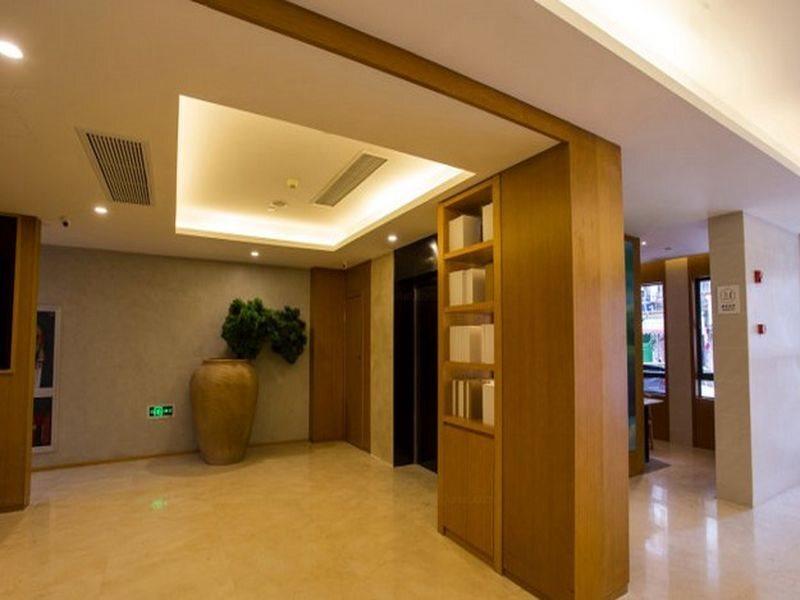 Ханчжоу: Ji HZ West Lake Fengqi Rd.