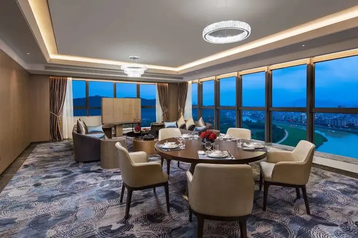 Хойчжоу: Ramada by Wyndham Huizhou Longmen