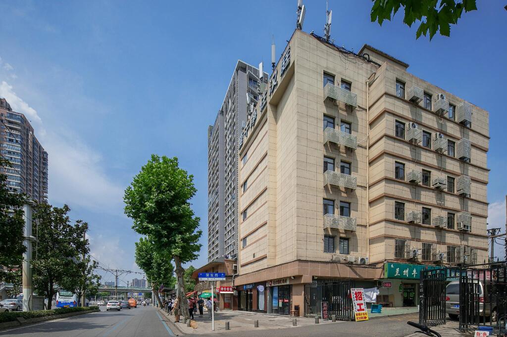 Ухань: Hanting Hotel Wuhan Wuchang Railway Station