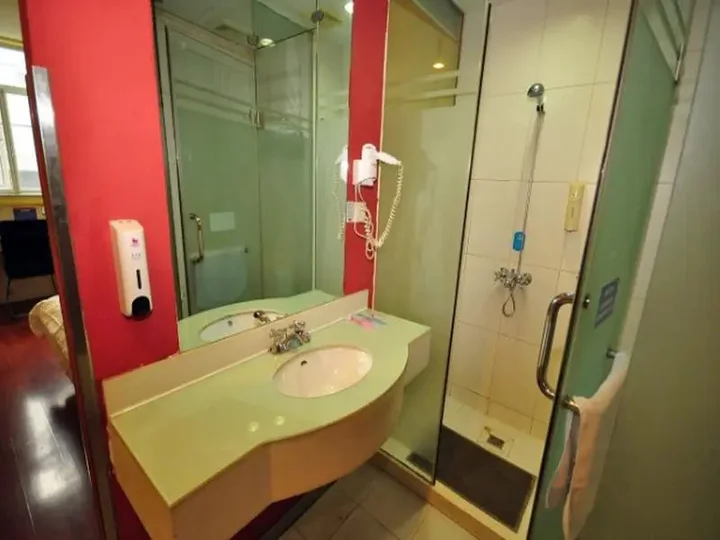 Ханчжоу: Hanting Express Hangzhou Wenyi Road