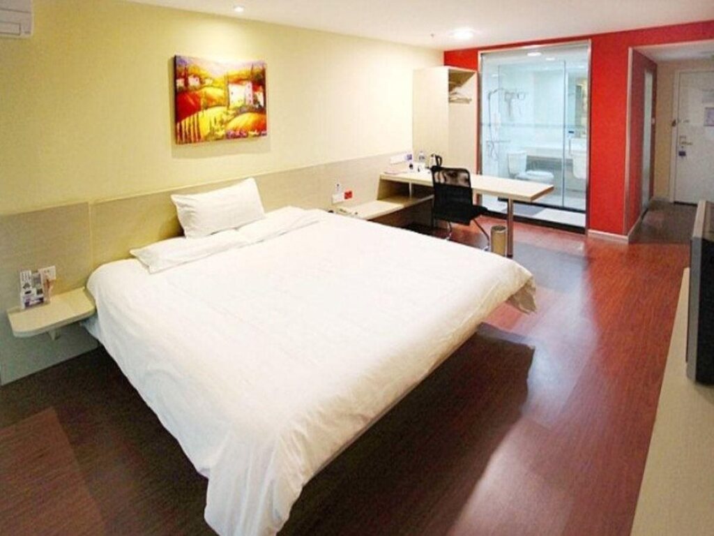 Ухань: Hanting Express Wuhan Dunkou Development Zone