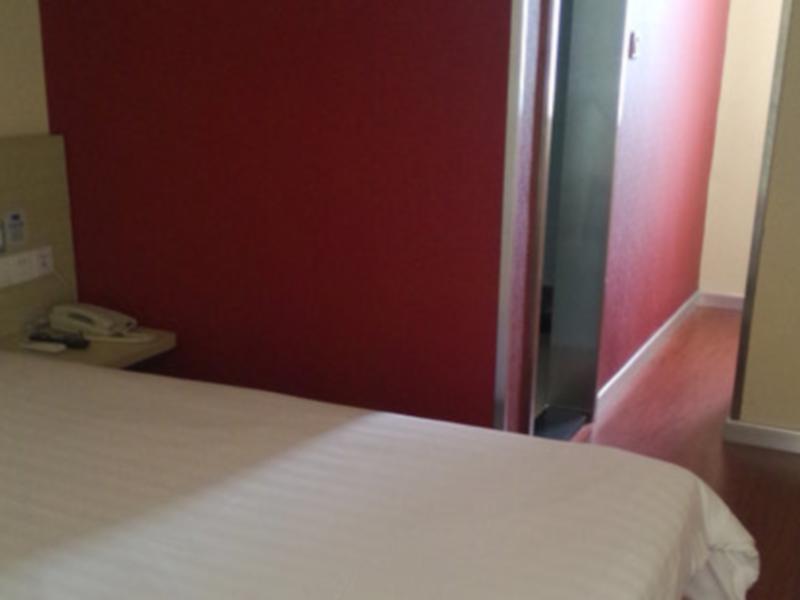 Синьсян: Hanting Hotel Xinxiang Pingyuan Road