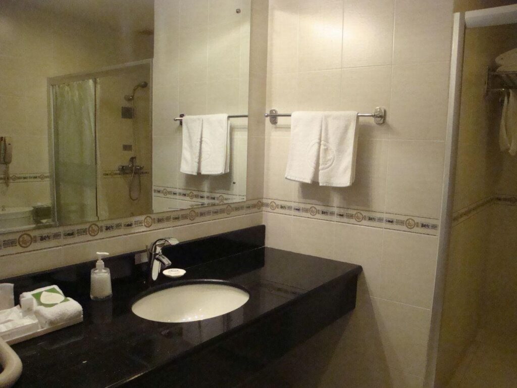 Яньтай: Yantai Shunhe Huaqiao Hotel