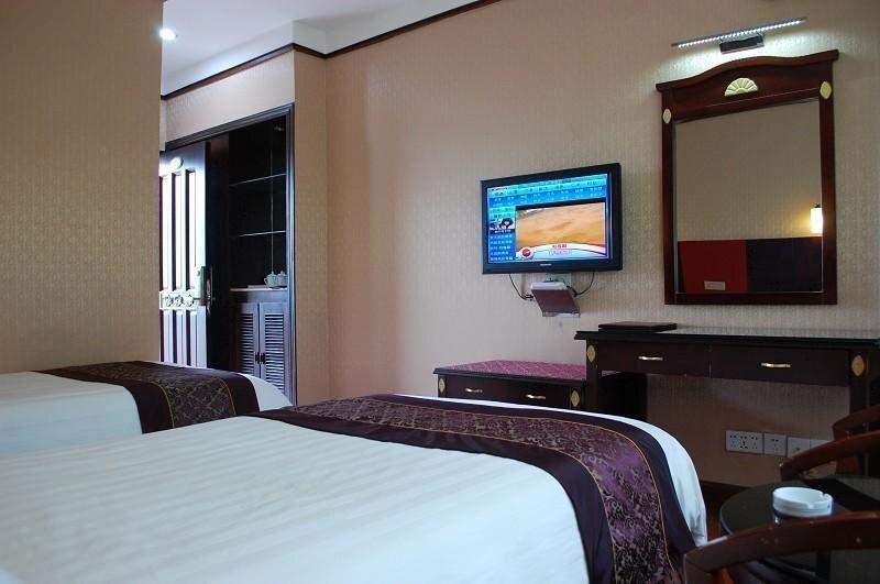 Шиянь: Kowloon Hotel